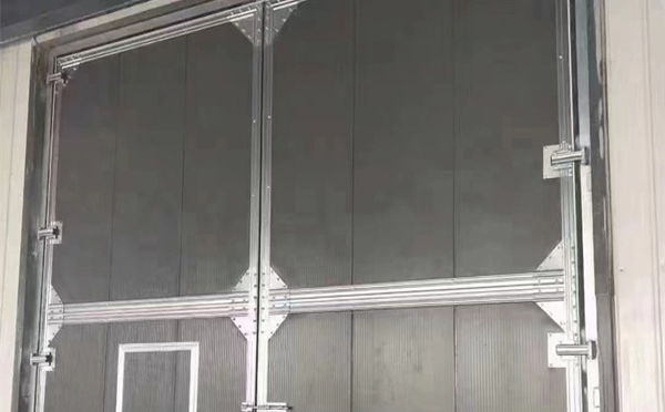 肃南兰州厂房肃南工业门选购与使用指南：打造高效安全的生产环境