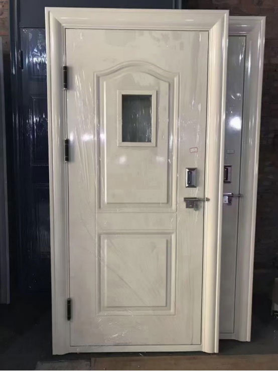 肃南学校教室门 肃南学校教室门